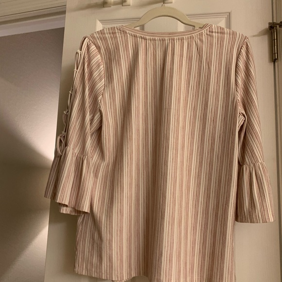 Lucky Brand Women’s Striped Pleasant Top - Picture 2 of 2